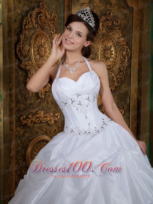 2013 Cheap White Halter Beading Taffeta Quinceanera Dress