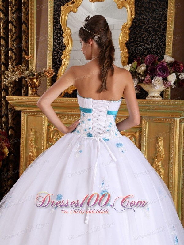 Vintage Tulle White Appliques Sweet 16 Dress