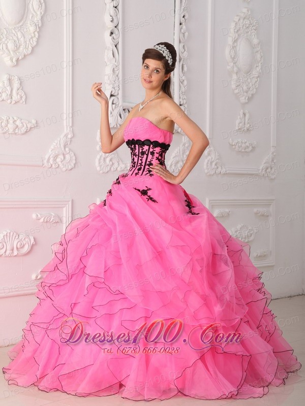 2013 Rose Pink Ruffles Black Appliques Quinceanera Dress
