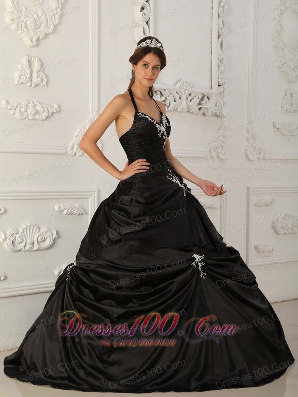 Pretty Black Halter Pick-ups Taffeta Sweet 16 Dress