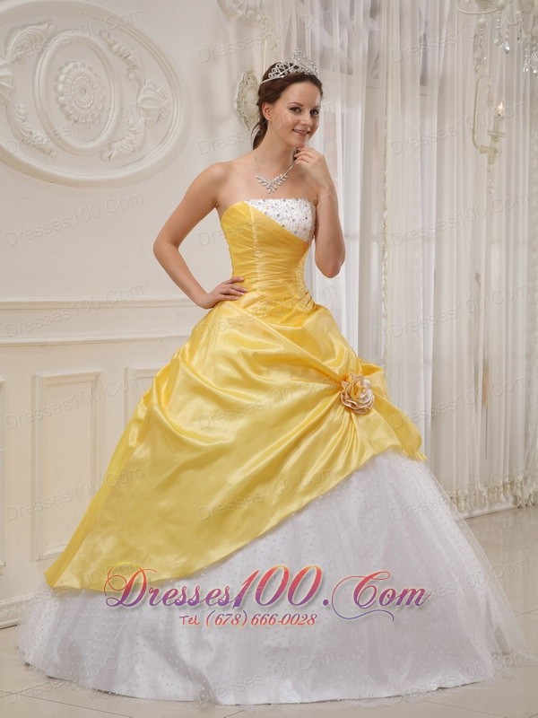 For Sale Yellow and White Flower Sweet 16 Dress
