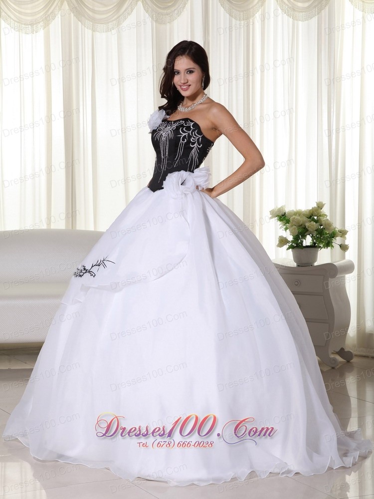 White and Black Embroidery Quinceanera Dress Strapless