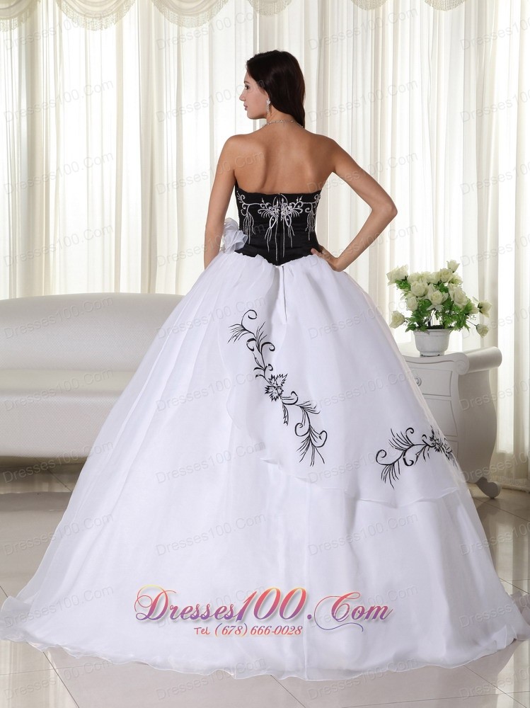White and Black Embroidery Quinceanera Dress Strapless