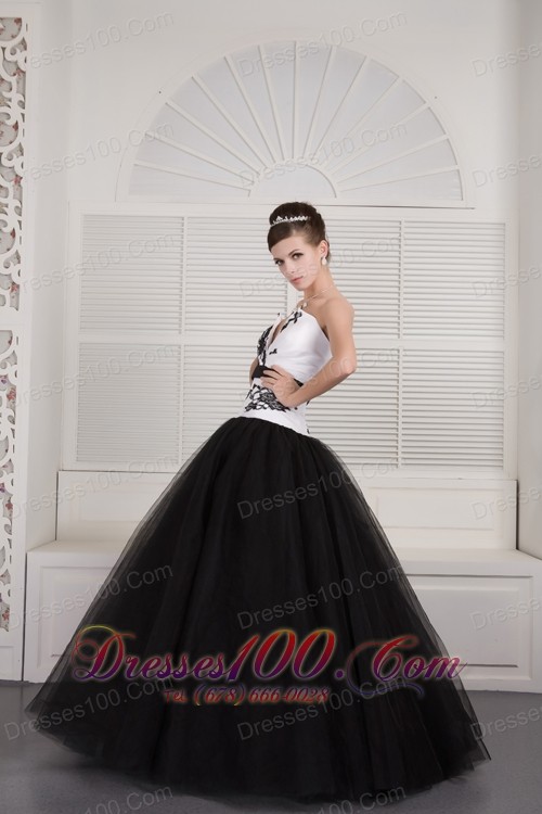 Black White V-neck Embroidery Floor-length Quinceanera Dress