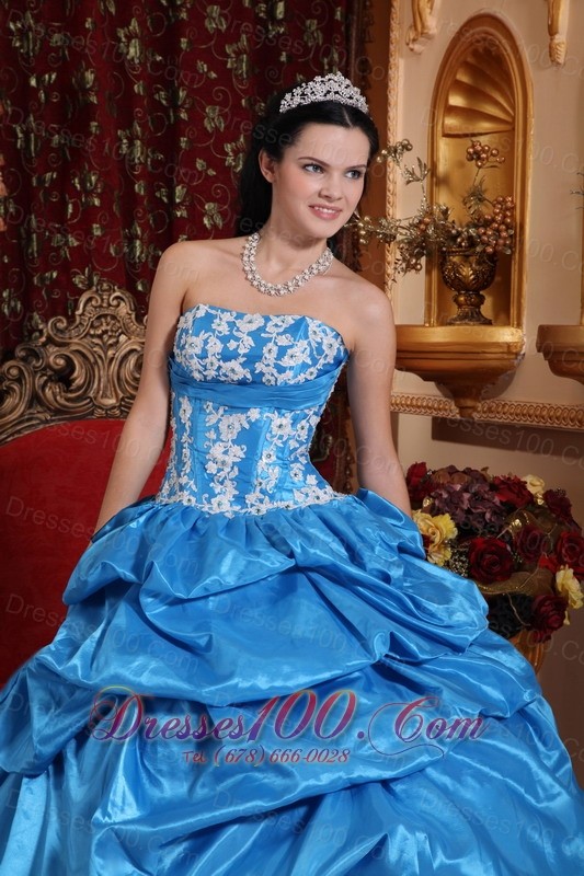 2013 Baby Blue Appliques Pick-ups Quinceanera Dress