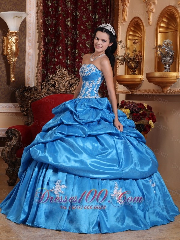 2013 Baby Blue Appliques Pick-ups Quinceanera Dress