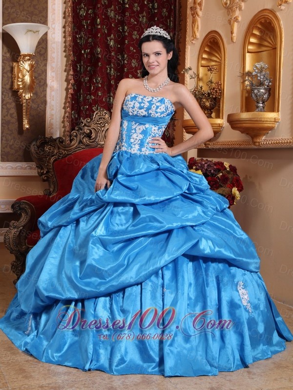 2013 Baby Blue Appliques Pick-ups Quinceanera Dress