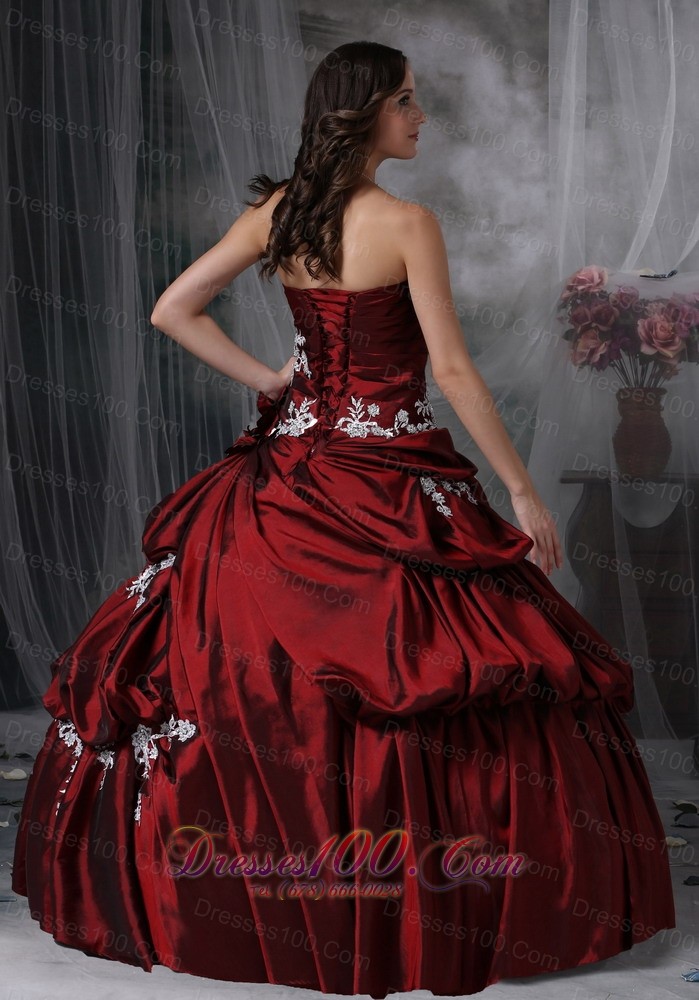 Wine Red Strapless Appliques Taffeta Quinceanea Dress