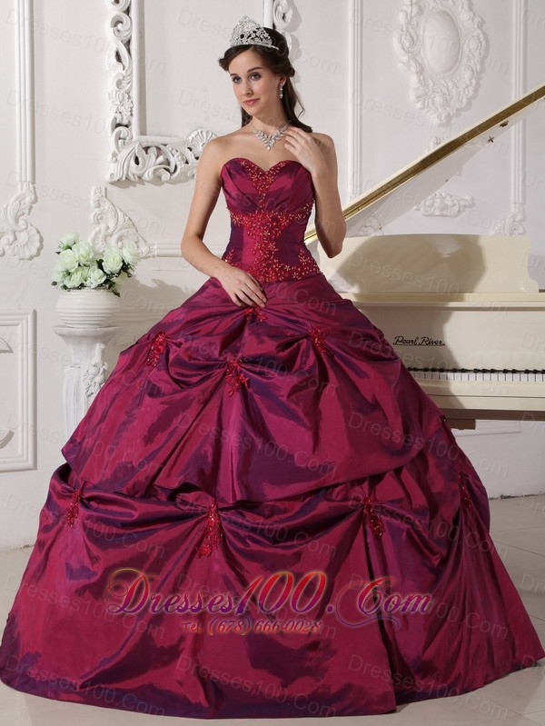 Burgundy Quinceanera Dress Appilques Sweetheart