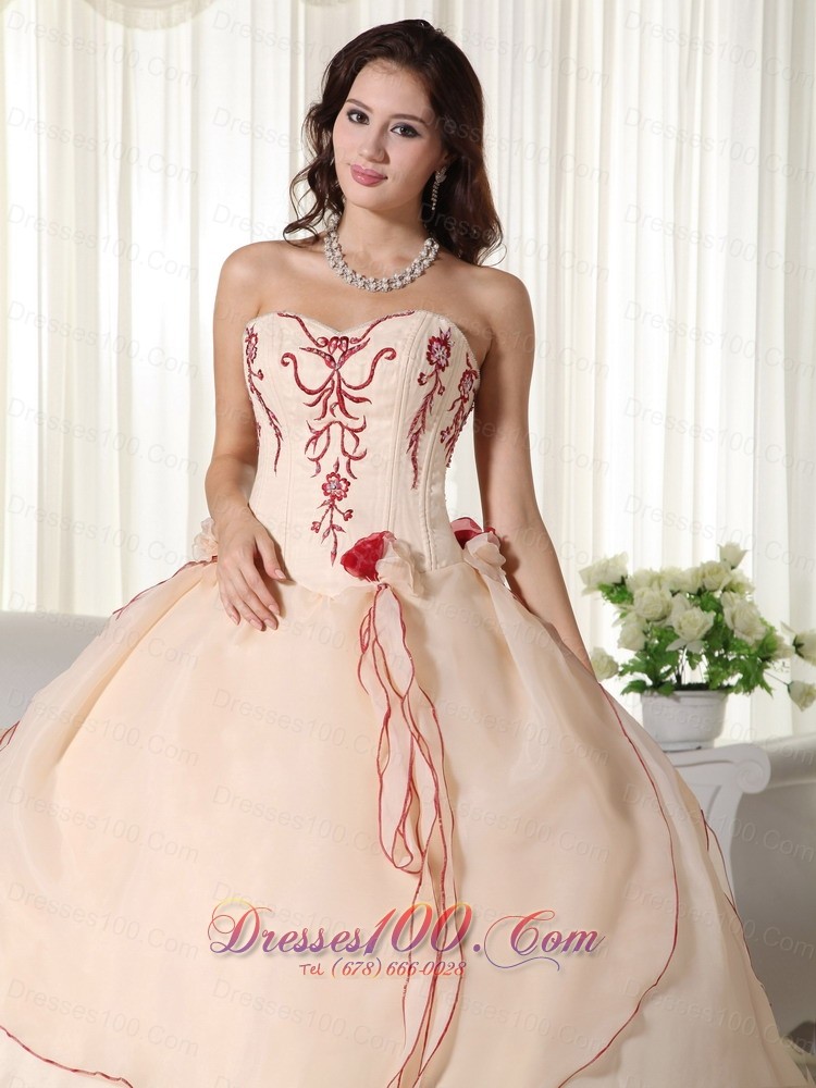 Sweetheart Champagne Organza Embroidery Quinceanera Dress
