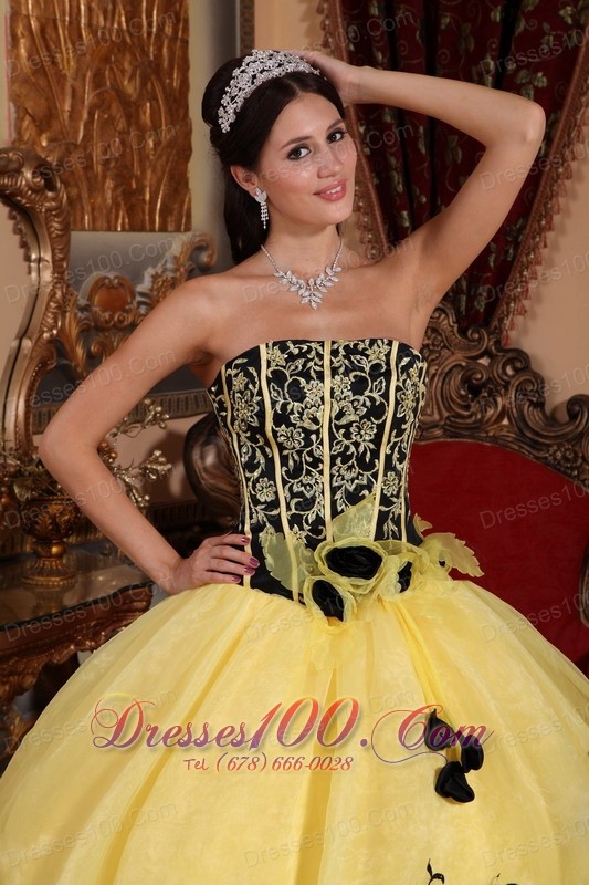 Beautiful Black and Yellow Sweet 15 Dress