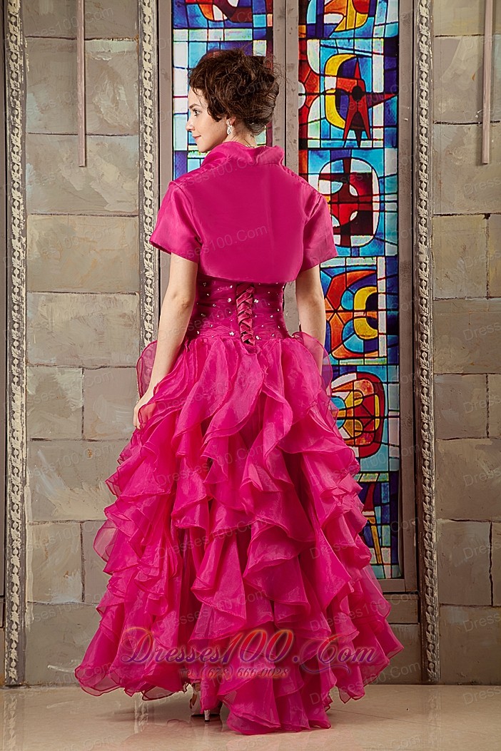 Pink A-line Sweetheart Organza Beading Quinceanea Dress