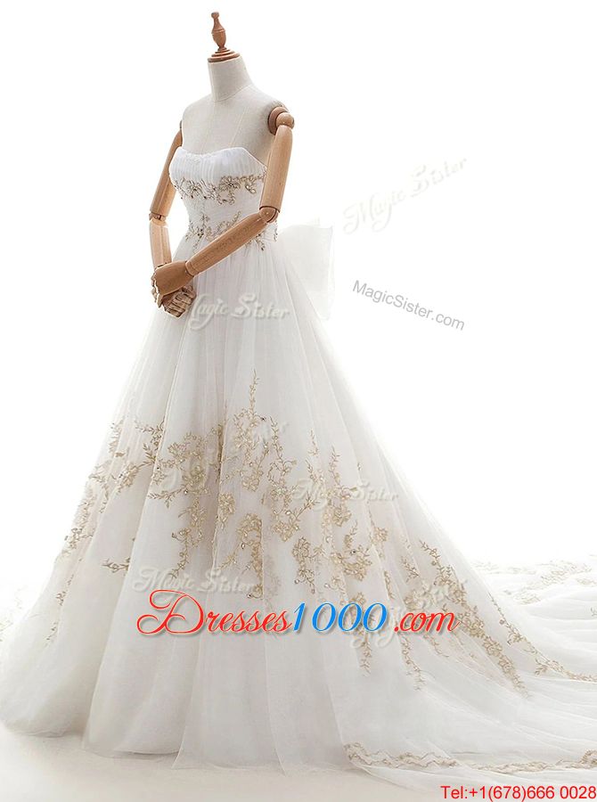 Glittering Sleeveless Tulle With Train Chapel Train Lace Up Wedding Gowns in White for with Appliques and Bowknot