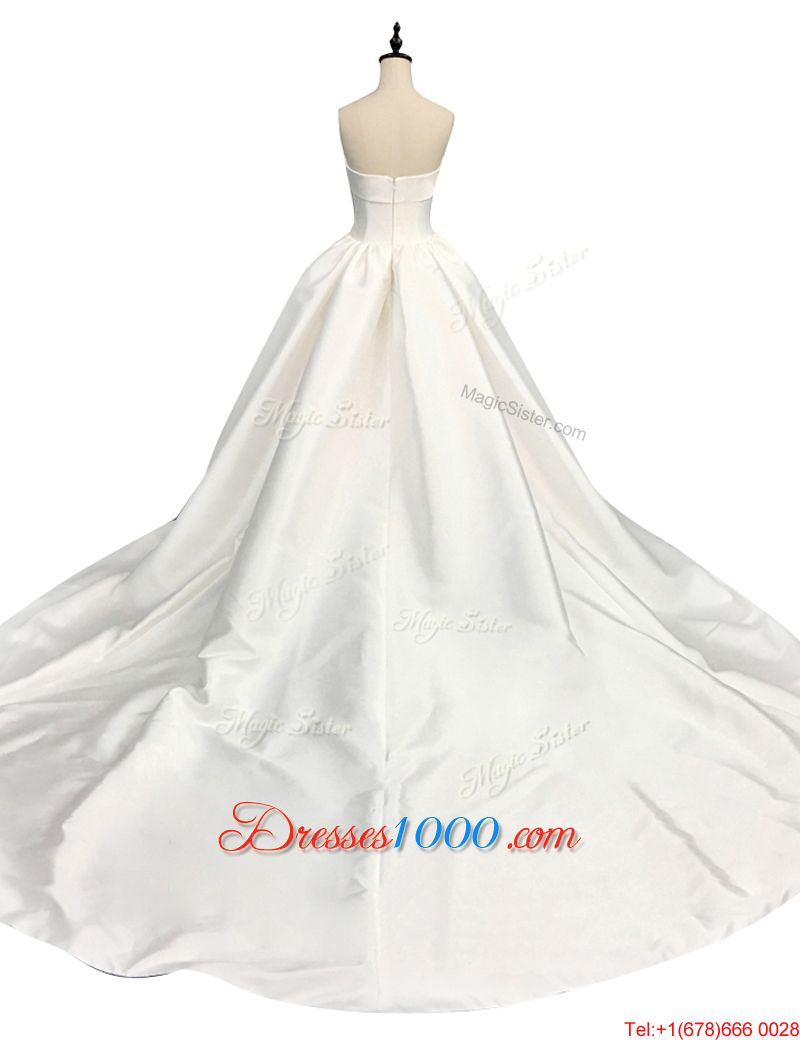 Strapless Sleeveless Satin Wedding Dress Ruching Chapel Train Zipper