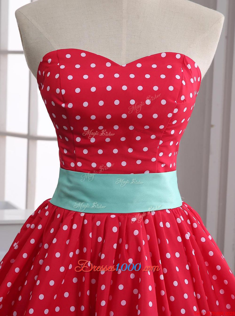 Red Zipper Womens Party Dresses Lace and Pleated Sleeveless Mini Length