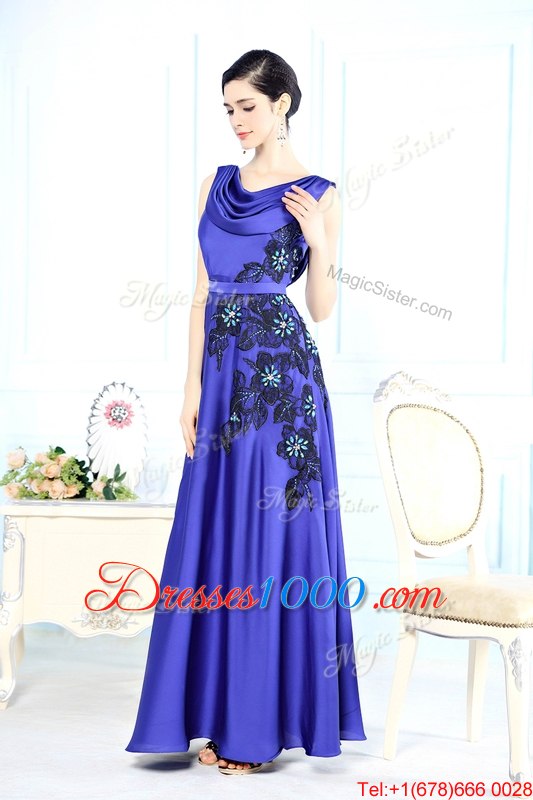 Noble Scoop Sleeveless Appliques Backless Dress for Prom