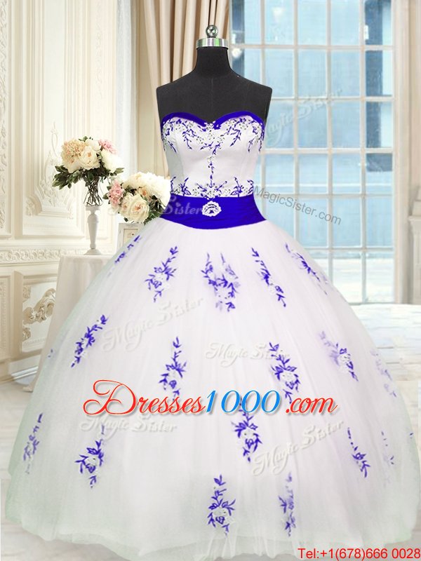 Sleeveless Tulle Floor Length Lace Up Quince Ball Gowns in White for with Embroidery and Belt