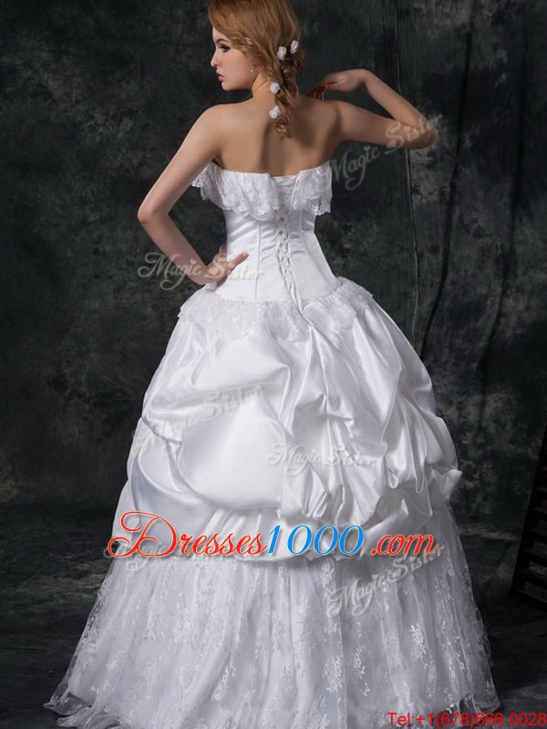 Sleeveless Taffeta Floor Length Lace Up Wedding Gowns in White for with Lace and Appliques and Pick Ups
