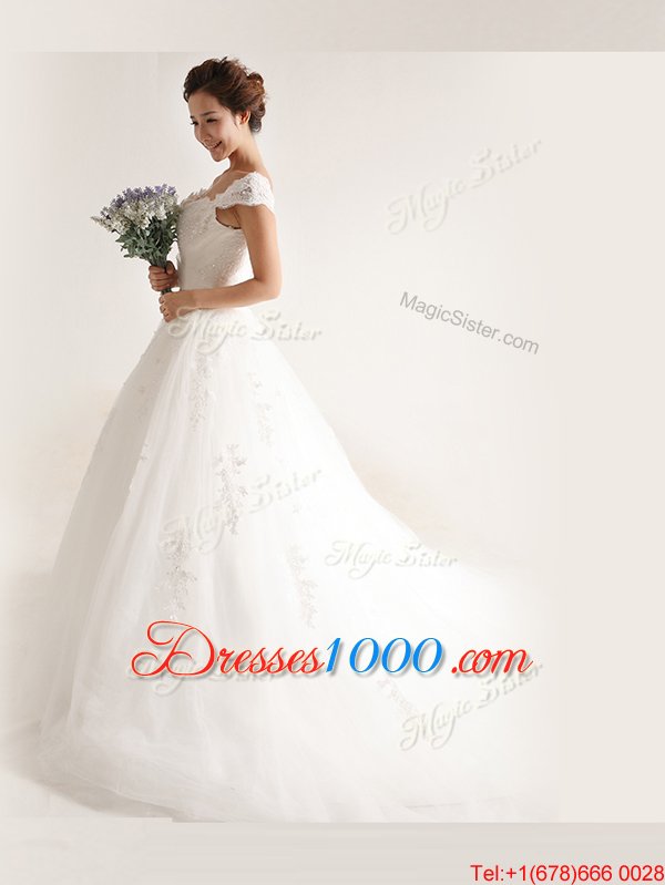 Sweetheart Cap Sleeves Wedding Dresses With Brush Train Lace and Appliques White Tulle