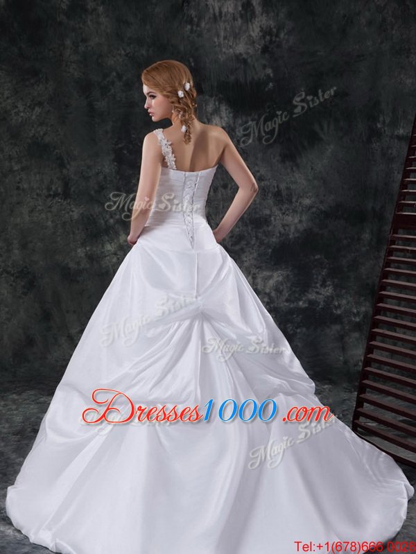 Amazing With Train White Wedding Gown Sweetheart Sleeveless Court Train Lace Up
