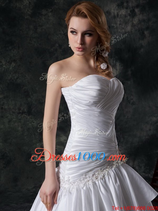 Ruffled Sweetheart Sleeveless Brush Train Lace Up Wedding Gowns White Taffeta