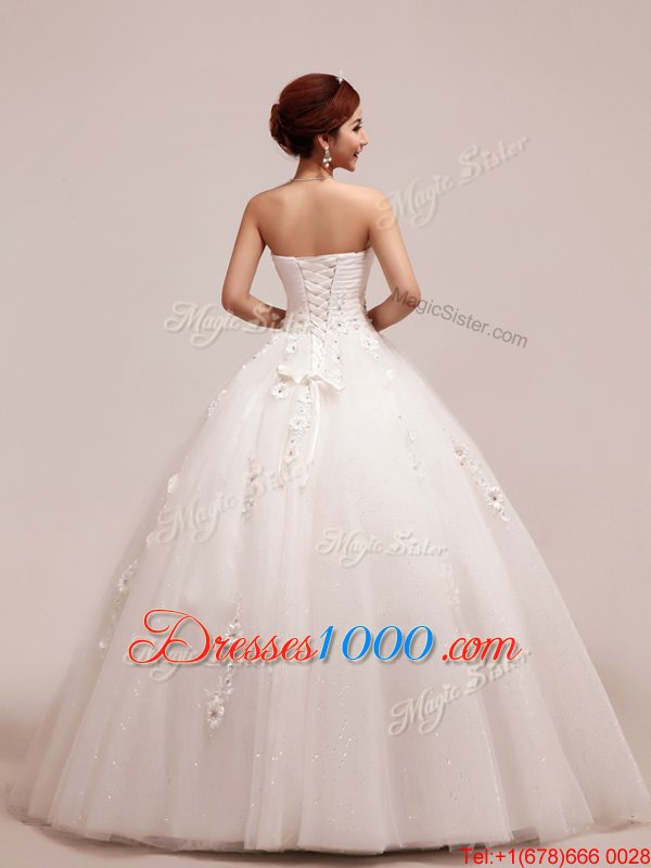 Affordable Tulle Sleeveless Floor Length Bridal Gown and Appliques and Ruching and Hand Made Flower