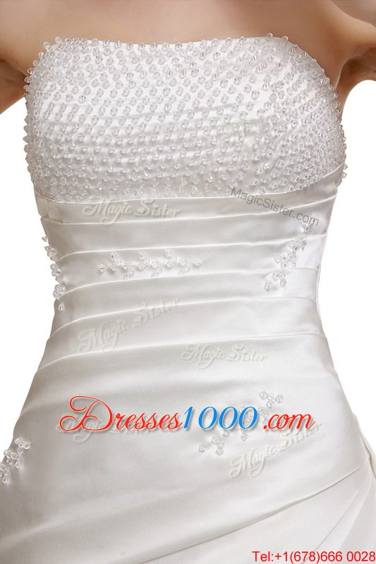 White Sleeveless Court Train Ruching With Train Wedding Gowns