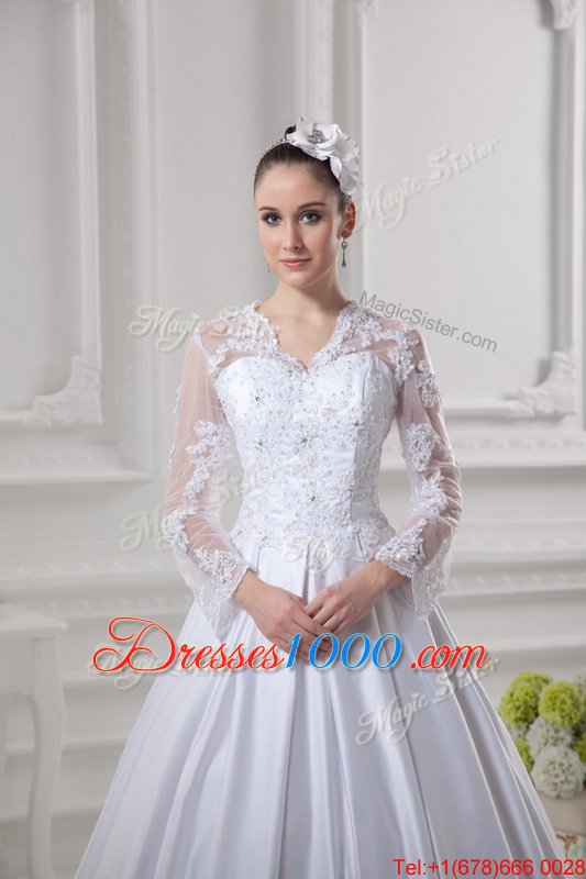 Smart Scalloped White Satin Zipper Wedding Dress Long Sleeves Court Train Lace