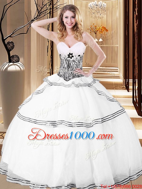 Ball Gowns Quinceanera Dresses White Sweetheart Organza Sleeveless Floor Length Lace Up